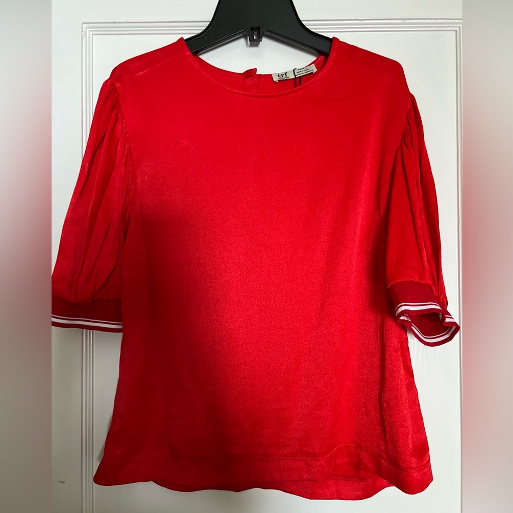 NWT Zara Red Satin Top Puff Sleeve Extra Small XS